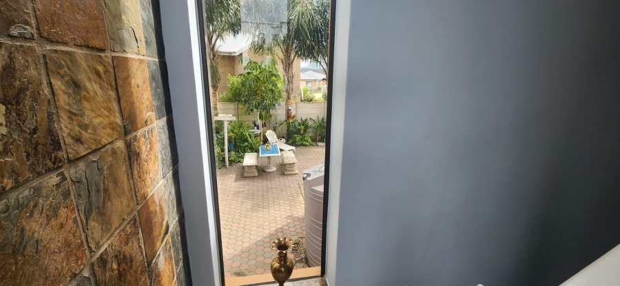 3 Bedroom Property for Sale in Reebok Western Cape